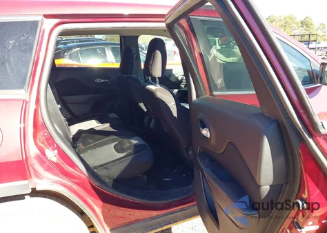 2014 Jeep Cherokee Latitude z USA, uszkodzony, nr VIN 1C4PJMCS4EW248594